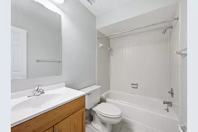 15338 E Pond Woods Drive #15338, Tampa, FL 33618 - Photo 32