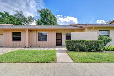 38334 Cottonwood Place #., Zephyrhills, FL 33542 - Photo 1