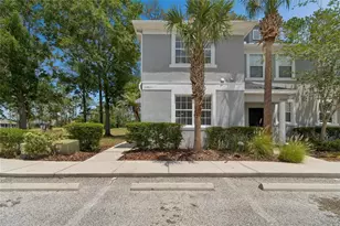 34821 Turnbury Ct, Zephyrhills, FL 33541 - Photo 2