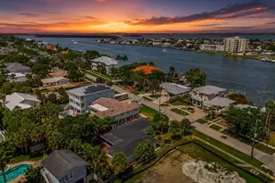 730 Bay Esplanade, Clearwater Beach, FL 33767 - Photo 2