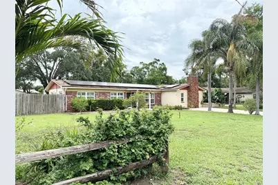 2523 Krueger Ln, Tampa, FL 33618 - Photo 2