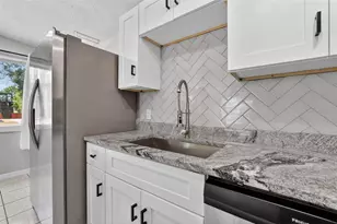 5025 9th Ave S, Gulfport, FL 33707 - Photo 8
