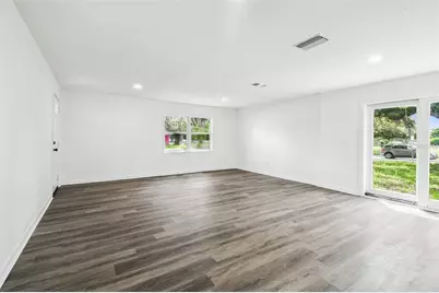 6502 N 31st Street, Tampa, FL 33610 - Photo 18