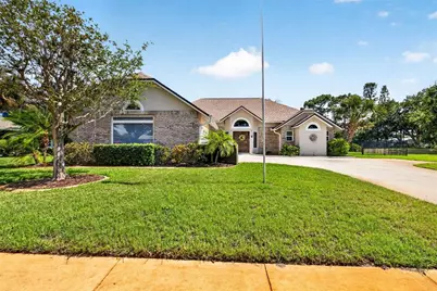 6282 Bonaventure Court, Sarasota, FL 34243 - Photo 2