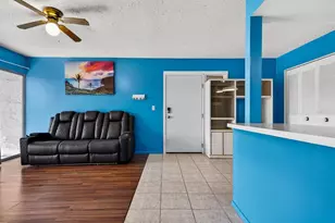 8602 Champlain Ct, Tampa, FL 33614 - Photo 20