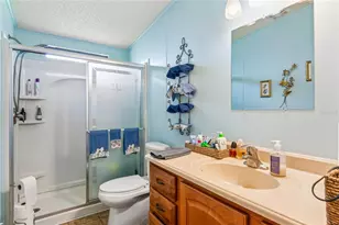 7136 Valor St, Zephyrhills, FL 33541 - Photo 26
