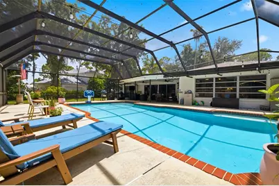 747 Sabal Court S, Saint Petersburg, FL 33705 - Photo 4