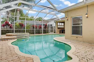 10115 Kingsbridge Ave, Tampa, FL 33626 - Photo 2