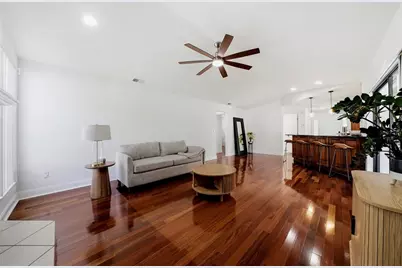 4957 Lake Valencia Boulevard E, Palm Harbor, FL 34684 - Photo 12