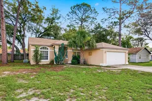 9207 Spring Hill Dr, Spring Hill, FL 34608 - Photo 2