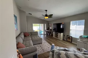 12870 French Market Dr, Riverview, FL 33579 - Photo 4