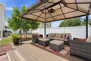 12442 Saulston Pl, Hudson, FL 34669 - Photo 2