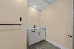 10707 N Rome Ave, Tampa, FL 33612 - Photo 52