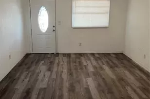 5906 S 81st St, Tampa, FL 33619 - Photo 4
