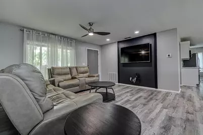 2481 Malcolm Drive, Palm Harbor, FL 34684 - Photo 6