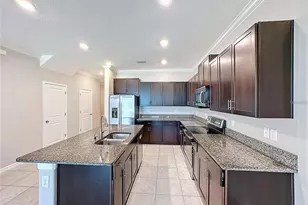 8069 Rolling Shell Trail, Wesley Chapel, FL 33545 - Photo 6