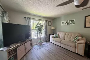 12027 Hoosier Ct, Hudson, FL 34667 - Photo 6