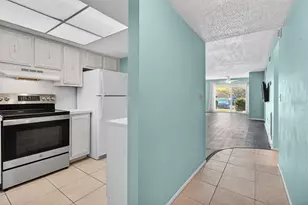801 83rd Ave N, Saint Petersburg, FL 33702 - Photo 14
