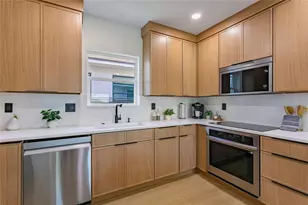 2561/2563 21st Street S, Saint Petersburg, FL 33712 - Photo 8