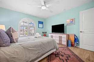 1432 Venetian Ct, Cape Coral, FL 33904 - Photo 32