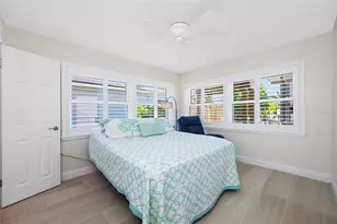 5000 Venetian Blvd NE, Saint Petersburg, FL 33703 - Photo 18
