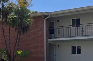4500 Overlook Dr NE, Saint Petersburg, FL 33703 - Photo 2