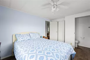 36650 Dina Dr, Zephyrhills, FL 33542 - Photo 16