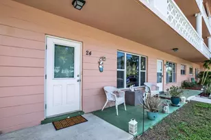 2458 Columbia Dr, Clearwater, FL 33763 - Photo 2