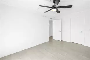 10375 Paradise Blvd, Treasure Island, FL 33706 - Photo 28