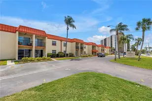 10375 Paradise Blvd, Treasure Island, FL 33706 - Photo 48