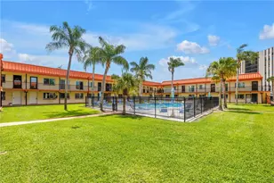 10375 Paradise Blvd, Treasure Island, FL 33706 - Photo 8