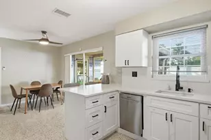 5648 33rd Ave N, Saint Petersburg, FL 33710 - Photo 16
