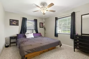 5648 33rd Ave N, Saint Petersburg, FL 33710 - Photo 18