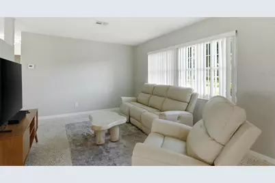 5648 33rd Avenue N, Saint Petersburg, FL 33710 - Photo 8