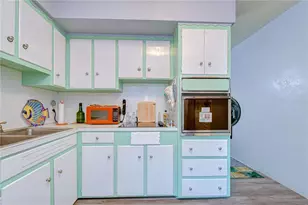 4022 57th St N, Kenneth City, FL 33709 - Photo 14