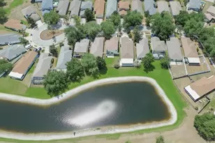 10617 Navigation Dr, Riverview, FL 33579 - Photo 2