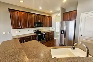 1824 Mira Lago Cir, Ruskin, FL 33570 - Photo 8
