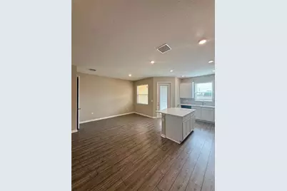 11357 Cay Spruce Way, San Antonio, FL 33576 - Photo 6