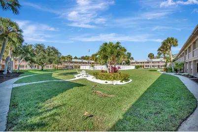 650 Pinellas Point Drive S #216, Saint Petersburg, FL 33705 - Photo 24