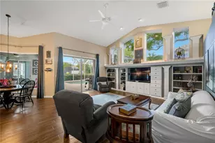 4315 Faircourt Dr, Valrico, FL 33596 - Photo 4