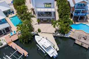 201 N Harbor Dr, Holmes Beach, FL 34217 - Photo 46