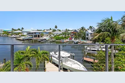 201 N Harbor Drive, Holmes Beach, FL 34217 - Photo 28