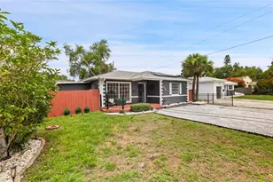 210 49th Street N, Saint Petersburg, FL 33710 - Photo 4