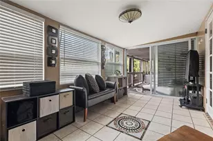 210 49th Street N, Saint Petersburg, FL 33710 - Photo 22