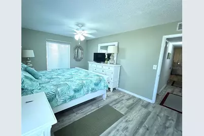 2655 Pine Ridge Way N #B1, Palm Harbor, FL 34684 - Photo 32