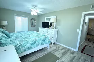 2655 Pine Ridge Way N, Palm Harbor, FL 34684 - Photo 32