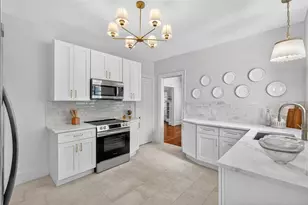 7602 Dartmouth Ave N, Saint Petersburg, FL 33710 - Photo 12
