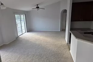 27625 Pleasure Ride Loop, Wesley Chapel, FL 33544 - Photo 10