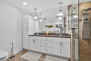 555 Boca Ciega Point Blvd S, Saint Petersburg, FL 33708 - Photo 20