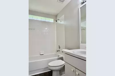 28510 Seashell Court, Wesley Chapel, FL 33545 - Photo 16
